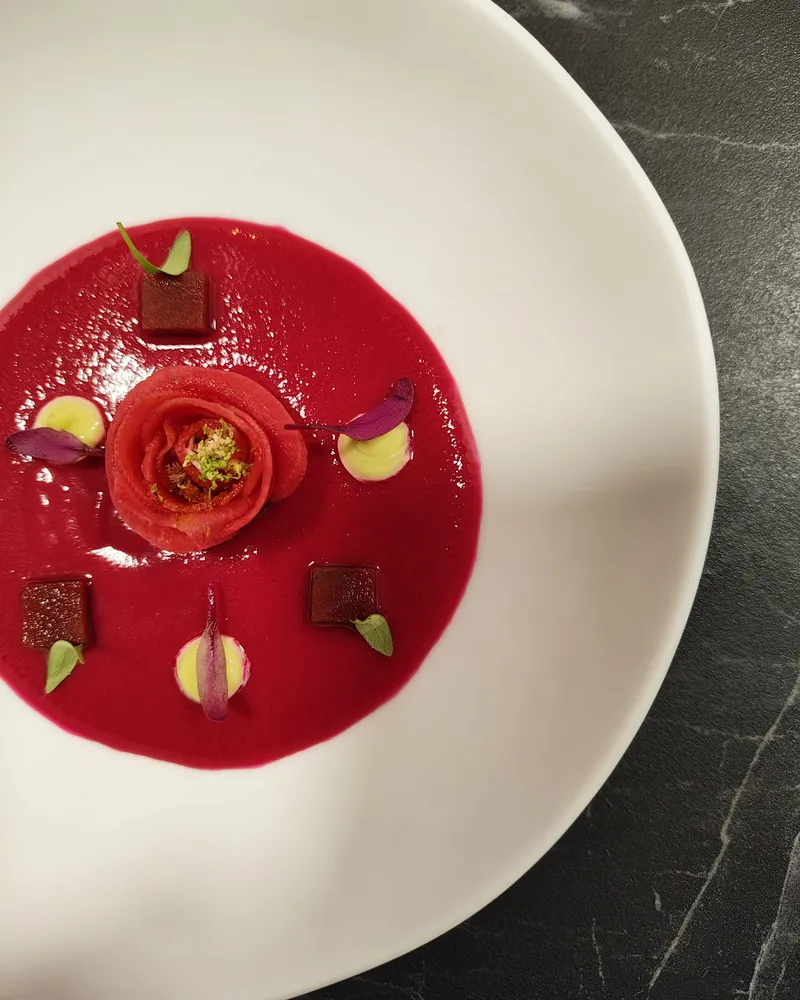 Fine-dining beetroot starter by Michelin-trained private chef Bangkok